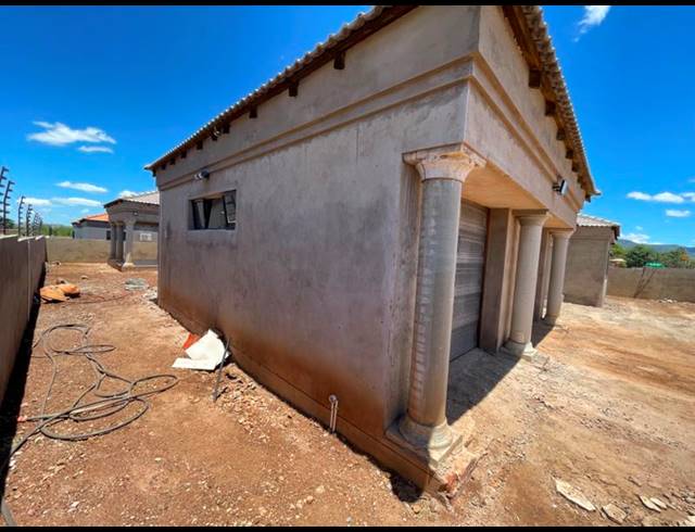 4 BEDROOM HOUSE FOR SALE IN CHROOM PARK